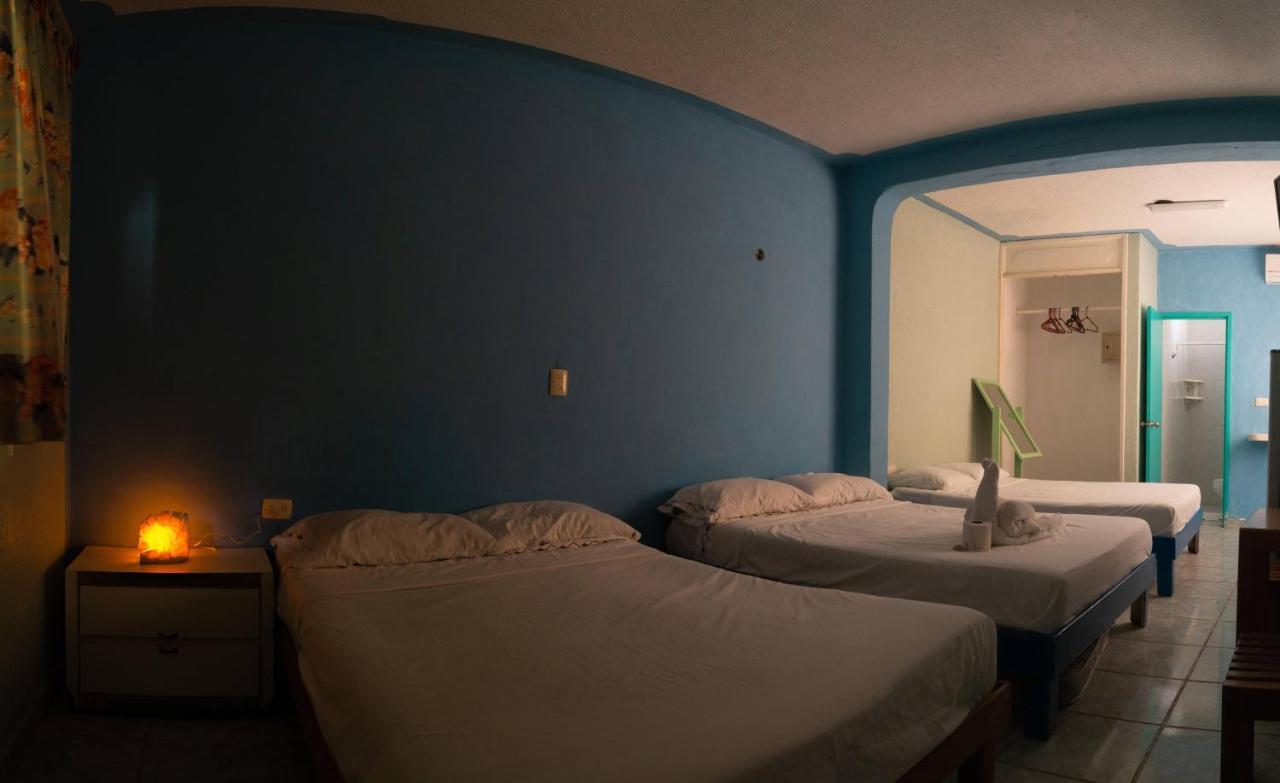 Posada Paso Del Sol 女人岛 外观 照片